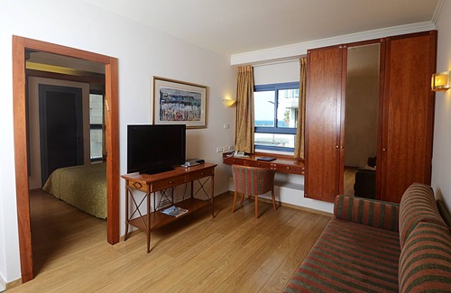 Kerem HaTeimanim Hotel | Abratel Suites Hotel