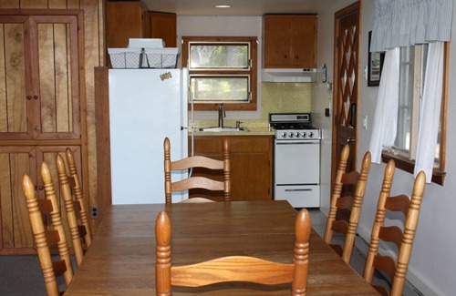 Castleton House | Absolute Lakefront House on Beautiful Bomoseen.