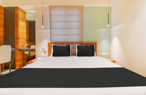 Aundh Hotel | Abssolute Homtel - Rooms and Suites