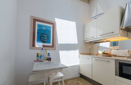 El Golfo Apartment | Abuelos, Sea Views with the best sunset on the island (El Golfo)