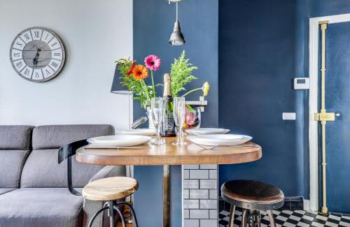 Quartier de la Roquette Apartment | AC & 10min from Marais l Center of Paris