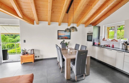 Troistorrents Apartment | Accommodation with a view of the plain