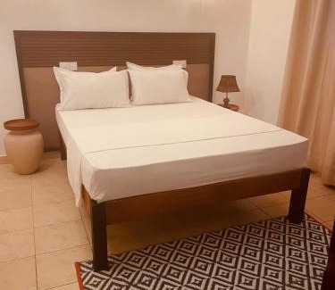 Seeduwa - Katunayake House | Ace Airport Transit Hotel