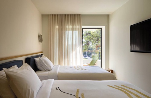 Glyfada Hotel | Ace Hotel & Swim Club Athens