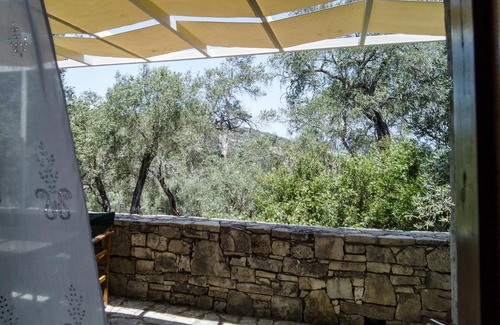 Mpogdanatika Apartment | Adamantia Studio S2