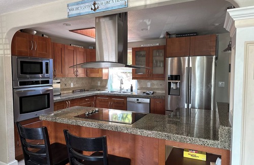 Bonney Lake House | Adorable 3-bedroom Island Home in Bonney Lake