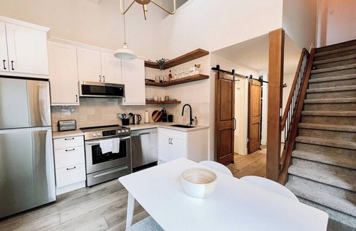 East Kootenay Condo | Adventure Awaits: Cozy 2-Bedroom Loft Steps from Ski Lifts and Toby Creek