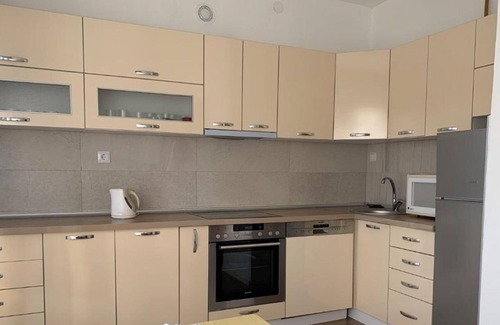 Novo Sarajevo Apartment | Adžem's Modern Apartment Sarajevo - One Bedroom Apartment with Balcony