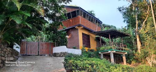 Passara House | Aelam Gardens