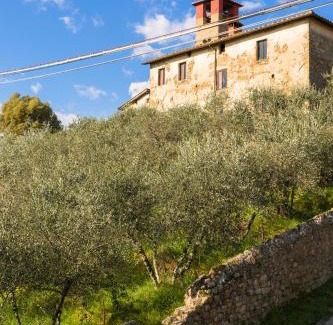 Uzzano House | Affittacamere Adri