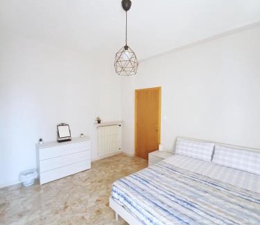 Foligno House | Affittacamere Zona Caserma-Stazione