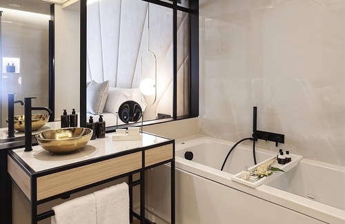 Sant Nicolau Hotel | Affordability Meets Comfort! Enjoy Spectular View of Palma, Spacious Room