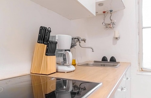 Wahring Apartment | Affordable 2BR Apt -Perfect for Longstays