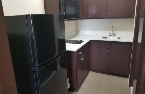 Bay City Hotel | Affordable Room Perfect for Families, Equipped w/Kitchenette and Large Bathroom