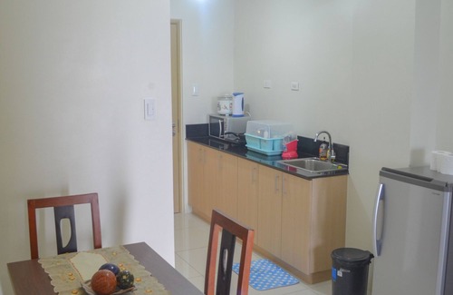 Tagaytay Condo | Affordable Staycation overlooking Taal Lake