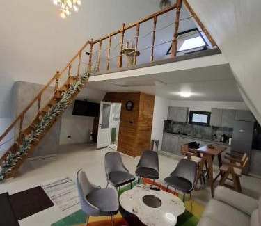 Petrosani Bed & Breakfast | Aframe Lac Malei
