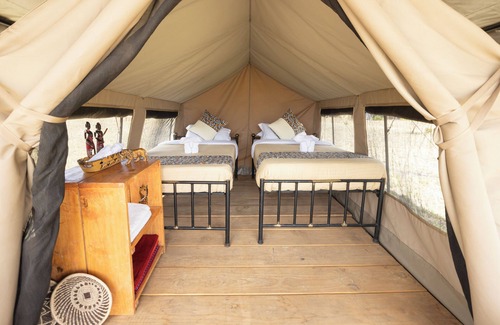 Manyara Cabin | Africa Safari Rift Valley Camping