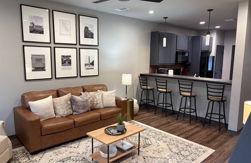 College Station Condo | Aggieland Getaway: 2BR/2.5BA Condo Minutes From Iconic Kyle Field & TAMU Campus!