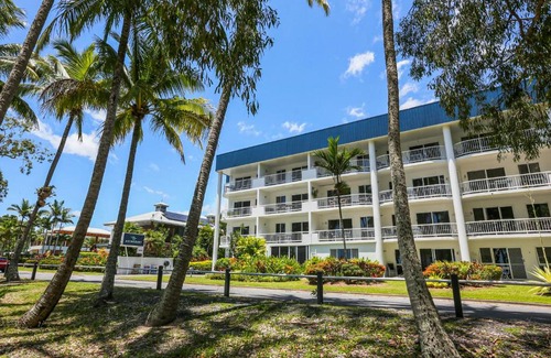 Clifton Beach Apartment | Agincourt Beachfront Apartments