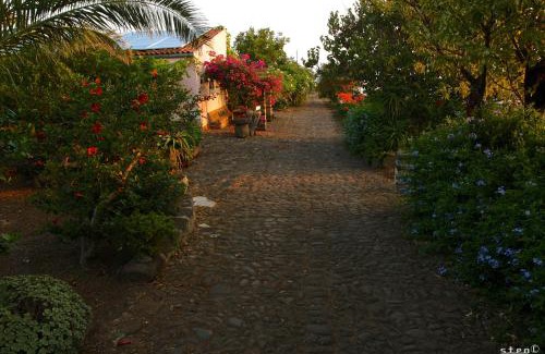 Ustica House | Agriturismo Hibiscus
