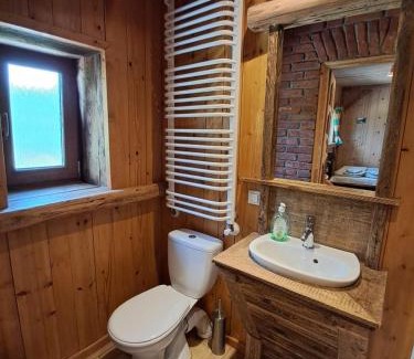 Beczkow House | Agroturystyka Stylowy Pokój w Stajni