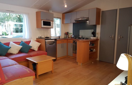 Meschers-sur-Gironde House | Air-conditioned mobile home, 3 * campsite with swimming pool, near beaches /town center