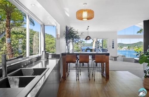 Daleys Point House | Aircabin - Daleys Point - Waterfront Retreat House
