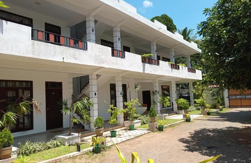 Seeduwa - Katunayake House | Airport Grand Holiday Home