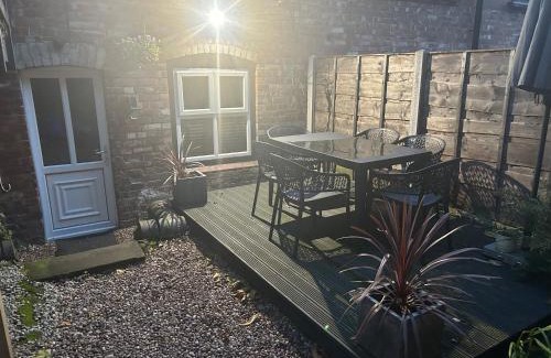 Didsbury Apartment | Airport Hideaway
