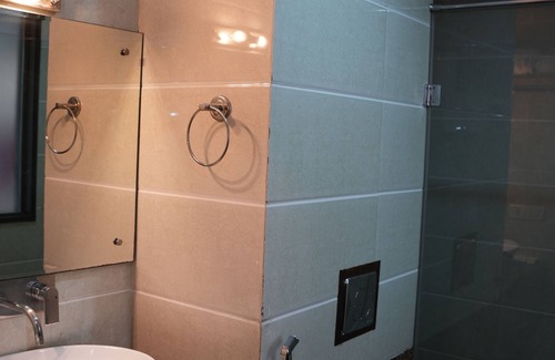 South West Hotel | Airport Hotel Park Blue By RMR Hotels