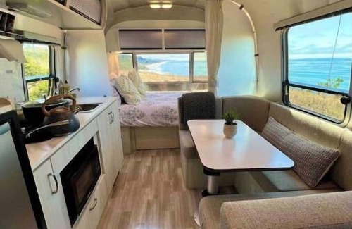 Half Moon Bay House | Airstream Beach View Dream - New Listing