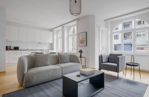 Gundeldingen Apartment | Airy Gundelingen 3.5 Room w/W/D & Storage, 8 min to Main, by Blueground