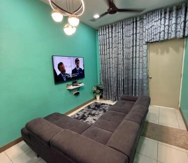 Lunas House | AISY HOMESTAY KULIM/LUNAS