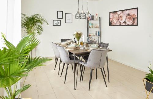 Walldorf Apartment | Ajko Homes - Design Apartment - Parkplatz - Balkon - Netflix - 6 Pers