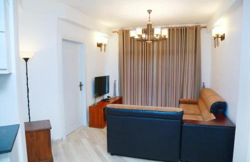 Nuwara Eliya Apartment | Ajymth Luxury Apartments - Lakeview Residencies - F24