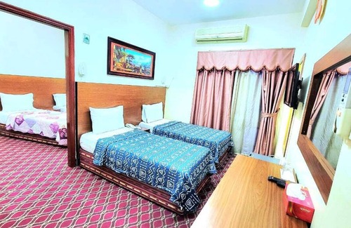 Al Sabkha Hotel | AL ARRAF HOTEL