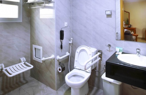 Beach & Coast Hotel | Al Seef Hotel