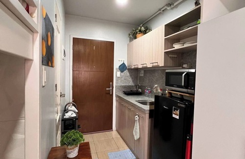 Muntinlupa Apartment | Alabang Staycation Sucat