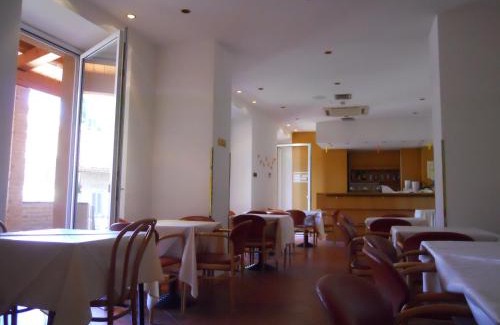 Urbino Hotel | Albergo Italia