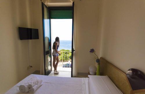 Santa Cesarea Terme Hotel | Albergo Palazzo