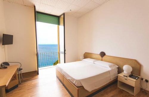 Santa Cesarea Terme Hotel | Albergo Palazzo