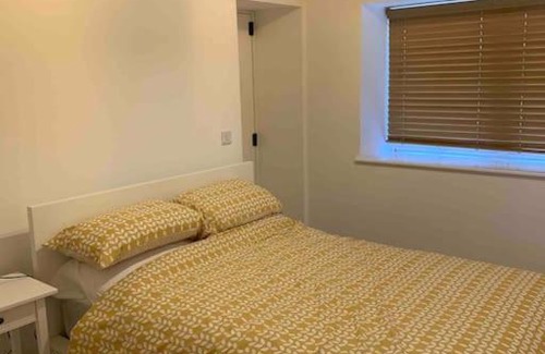 Oldbury-on-Severn Apartment | Albion Barn “Sunset View”