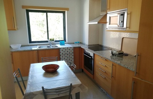 Montechoro Condo | Albufeira 2 bedroom luxury apartment for holidays, well located!