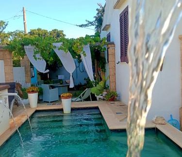 Marina di Mancaversa Bed & Breakfast | Alchimia tra suoni e colori