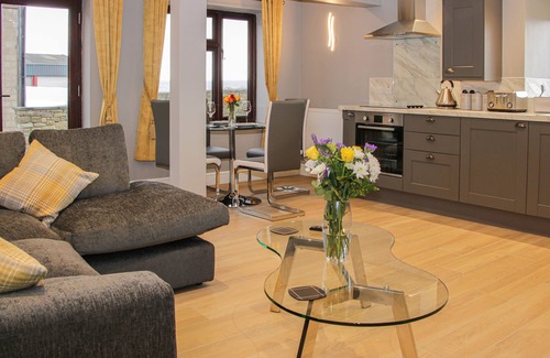 Acton Scott Cottage | ALDERS VIEW COACH HOUSE, romantic, with open fire in Craven Arms