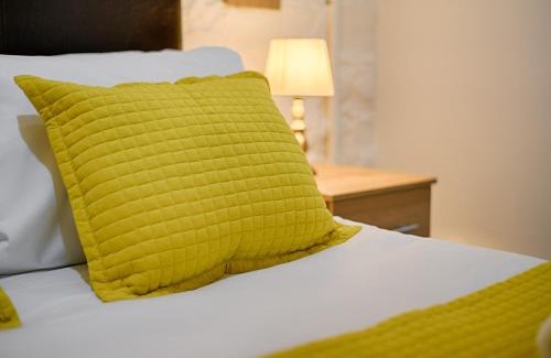 Gorseinon Apartment | Alexandra Cottage