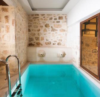 Maroulas Villa | Ali Vafi's Villa - Heated Jacuzzi & Indoor Pool