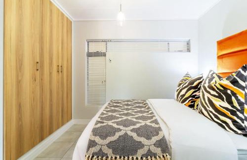 Greater Johannesburg Metropolitan Area Apartment | #AlimamaSpaces Future's Place at Greenlee
