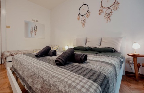 Roiano-Gretta-Barcola-Cologna-Scorcola Apartment | All'Acquedotto 79