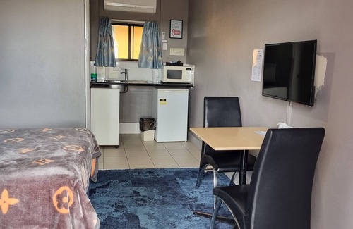 Taree South Hotel | All Seasons Country Lodge